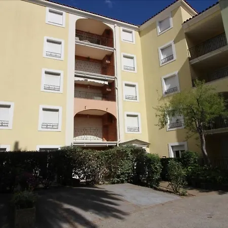 Apartment Climatise 2 Personnes Avec Terrasse Et Piscine Sainte-Maxime